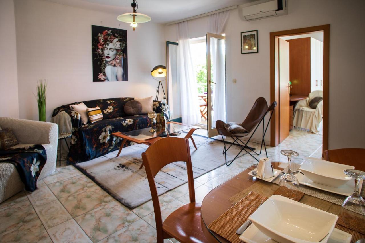 Villa Mareonda - Apartments Sussurro Rovinj Exterior photo